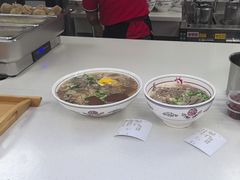 -小椒羊.羊肉粉 龙虾 羊肉串(新地旗舰店)
