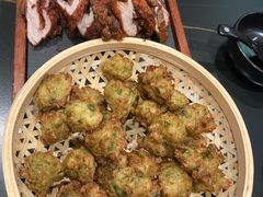 炸五香肉拼炸萝卜丸子-鸢飞潍坊菜馆(鸢飞大酒店)