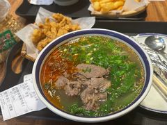 -云阿蛮云南生烫牛肉米线(奉贤路店)