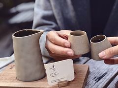 -彳亍咖啡·这里(水湾路店)