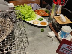-合易泓烤肉•首创生椰大油边(宁山路店)