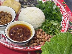 -闯关东东北农家菜(崂山石老人店)