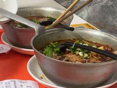 -铁锅哥米线