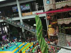 -蒙特利亲子乐园