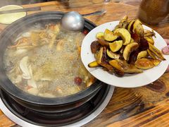 -菌之家·专业纯野生菌火锅·特色炒菌