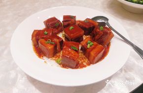 Minghu Braised Pork
