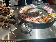 -哈哈碳都·牛肋条无限自助烤肉(宝龙店)
