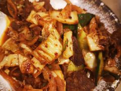 辣白菜炒五花肉-桃屋日本料理(清华科技园店)
