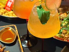 -何师烧烤·香辣蟹·川菜·30年老品牌(太古里旗舰店)