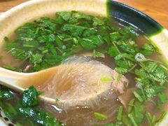 -黄阿姨锅贴大王(万航渡路店)