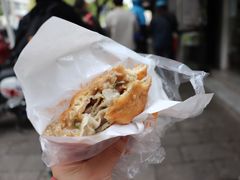 油饼包烧麦-家阳赵师傅油饼包烧麦(粮道街店)