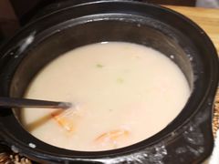 招牌鲜虾粥-颐和•海鲜砂锅粥•啫啫煲(奥林匹克广场店)