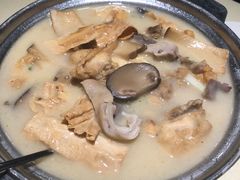 胡椒猪肚鸡-龙记烧腊茶餐厅(常德路店)