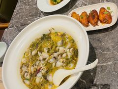 -港丽餐厅(正大店)
