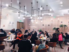 -奈雪的茶(市百一店)