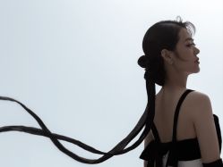 点击看大图 -挪娅婚纱摄影皇家会所