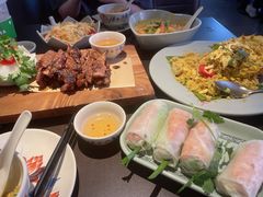 -大头虾越式风味餐厅(光明广场店)