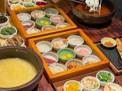 -良米山·云南野生菌过桥米线(上海首店)