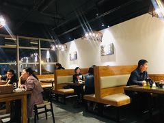 大堂-潮十三潮汕砂锅粥(高新四路大都荟店)
