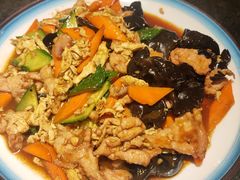 -靠山屯东北农家菜(八龙桥雅苑店)