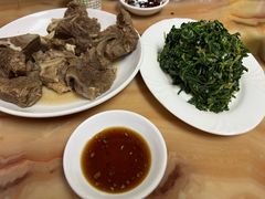 -苏莱特色牛骨滩羊手抓馆(长城东街总店)