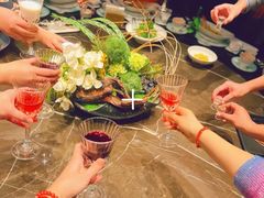 -海派悦庭·海胆烧麦·新融合菜(凯德广场店)