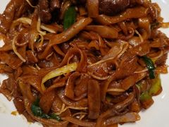 干炒牛河-稻香酒家·34年老字号·港式粤菜(汉街店)