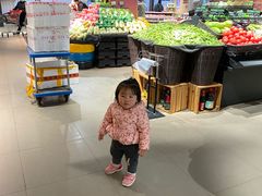 -中百仓储超市有限公司(越秀星汇维港店)