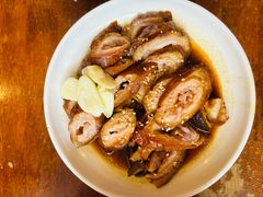 -老鼎万春卤菜(五代传承创始老店)