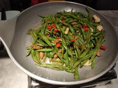 -小菜园新徽菜(宜兴八佰伴店)