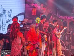 -喜鹊音乐酒馆(西街店)