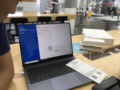 -华为授权体验店(万航渡路)