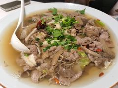 -犇逸·乐山跷脚牛肉·四川现炒(览海店)