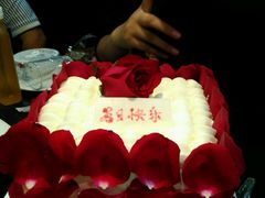 -全日可颂动物奶油生日蛋糕(步行街店)