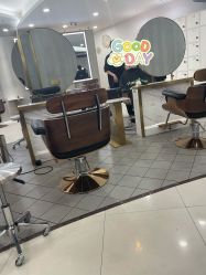 点击看大图 -八佰伴8008星级形象店