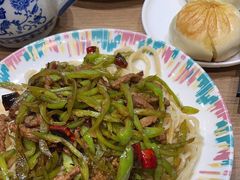 -西部马华清真兰州牛肉面·烧烤夜市(三里河店)