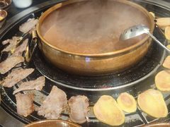 -阿山卓·野生菌火锅·纳西火塘烤肉