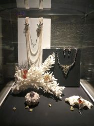 -北京七彩云南翡翠珠宝旗舰店(月坛店)