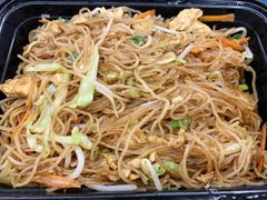 -龙巢盱眙龙虾·牛蛙·烧烤宵夜(八卦岭店)