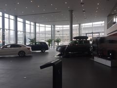 -北京鹏龙大道奔驰4S店(纪家庙店)