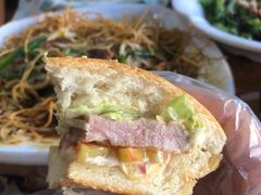猪扒包-繁仔牛杂(石排店)