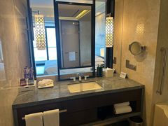 -舟山希尔顿酒店