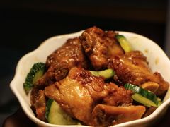 -同济大学本部学苑饮食广场