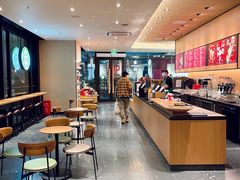 -星巴克臻选(上海长风大悦城店)