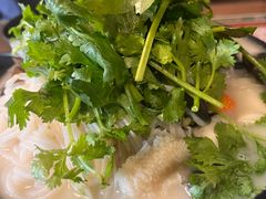 -肥汁米蘭香港米线(定西路店)