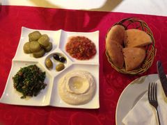 土耳其小食拼盘-土耳其妈妈