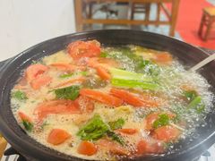 -钰洁腊排骨火锅