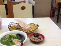 -洪峰浩老北京烧饼夹肉(角门路店)