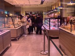-巴黎贝甜(大宁国际商业广场店)