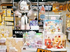 -泡泡玛特POPMART(上海环球港店)